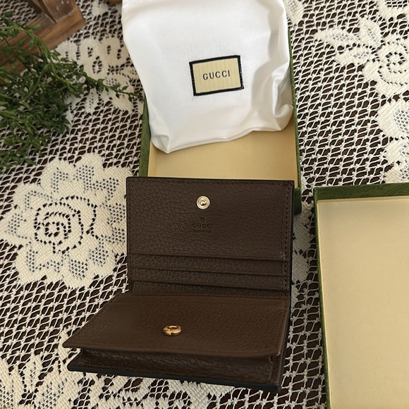 Gucci - Picture 3 of 3